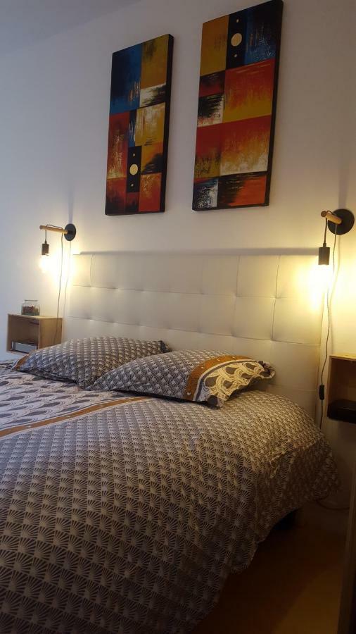 Votre Escale - Le Globe Trotteur Apartman Niort Kültér fotó