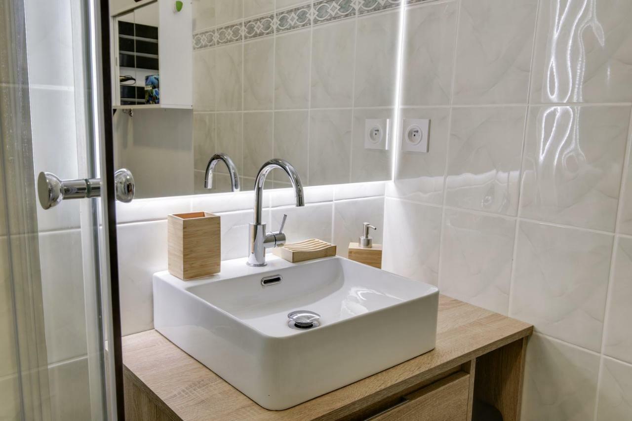 Votre Escale - Le Globe Trotteur Apartman Niort Kültér fotó